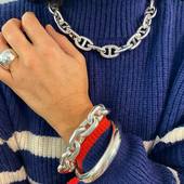 Idée 🎅🏻🎅🏻🎅🏻 
Une belle maille en argent 
#bracelet#argent#bijoux#bijouterie#bague#collier#maille#gourmette#cadeau#noel#femme#pau#commerce