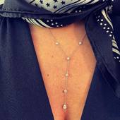 J 17 🎅🏻
Une pluie de diamants 
#collier#cravate#diamants#orblanc#bijou#bijouterie#joaillerie#noel#femme#cadeau#pau#commerce